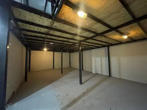Galpon en Alquiler en Villa Hipódromo, USD 3.000