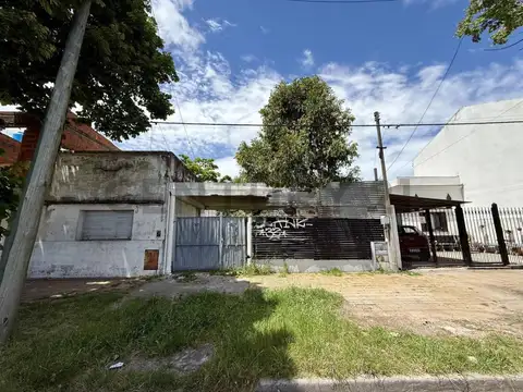 Terreno en venta en La Plata sobre Avenida 38
