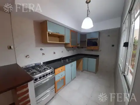 Depto Tipo Casa en Alquiler de 3 ambientes