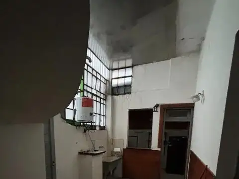 Depto Tipo Casa 4 ambientes con 2 baños