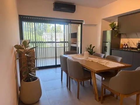 Departamento en Alquiler con 1 cocheras