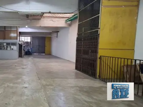 Galpon y Local 620 m2 con fuerza motriz, entrada de vehiculos, habilitacion para maquinas textil VARIOS DESTINOS.