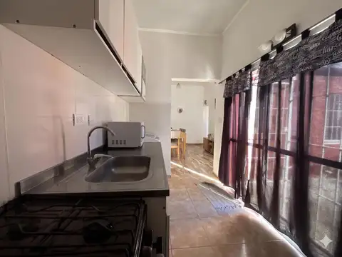 VENTA - Casa de 2 dormitorios con Patio. Carcarañá, Santa Fe, Argentina.