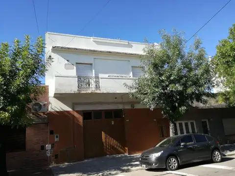White 1416 Piso 1ºCinco Ambientes,  Contra Frente, Parque Avellaneda, CABA