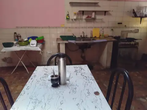 Local en Venta en Isidro Casanova, USD 100.000