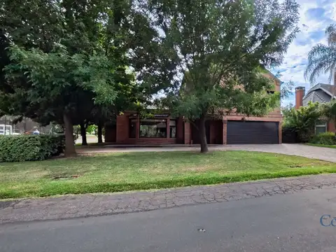 Venta Casa Country La Delfina Pilar 300 m² Lote 740 m² Parrilla Pileta VIDEO Y RECORRIDO 360°