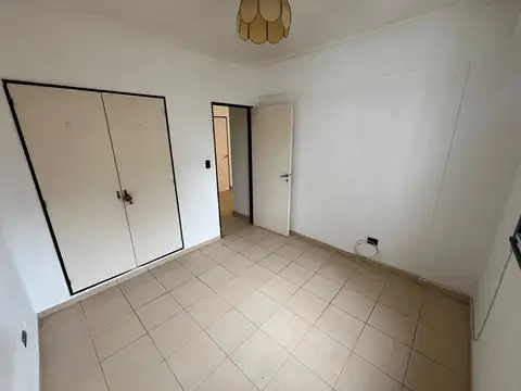 Alquiler de departamento - 2 ambientes con dep. - Al cfte - Centro - Mar del Plata - Entre Rios 2300