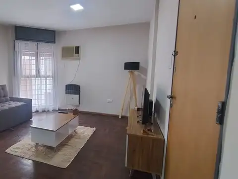 Departamento en Alquiler en Alto Alberdi, $ 1.100.000