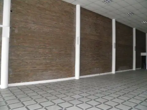 PROVINCIAS UNIDAS 2481 GRAN LOCAL EN EXCELENTE ESTADO