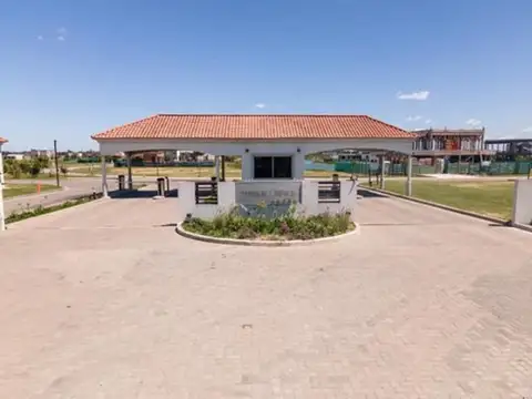 Terreno en Venta en Magallanes - Barrio cerrado, USD 69.000