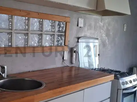 CASA CITY BELL ENTRE CAMINOS