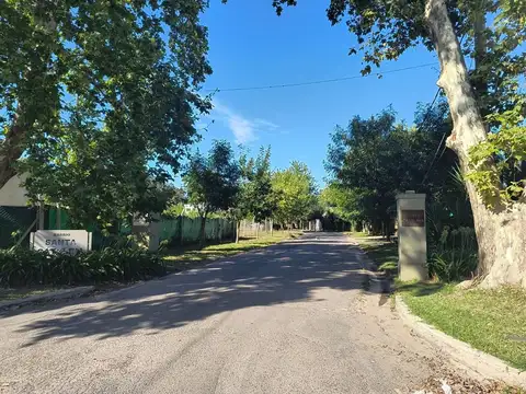 VENTA LOTE 405m2 BARRIO SANTA CATALINA-BELLA VISTA