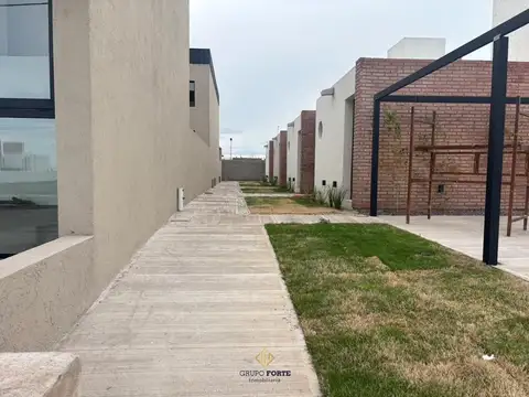 Mza 12 Lote - Docta Parque 100