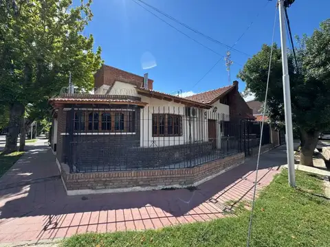 VENTA DE CASA Y DEPARTAMENTO 310M2 TUNUYÁN MENDOZA