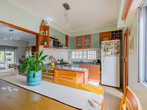 Levalle 500 , Piso 1