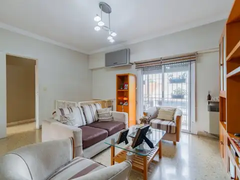 Depto Tipo Casa en Venta 51 años