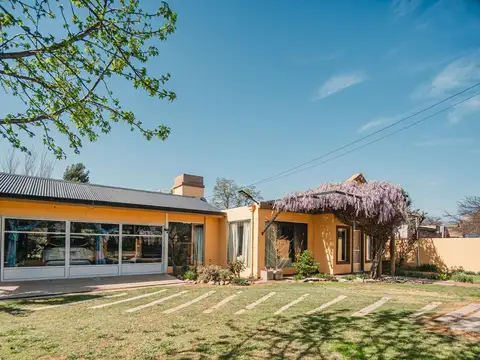 Casa Quinta Rucanelo N 3015
