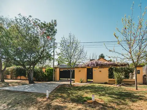 Quinta en Venta en Santa Rosa, USD 169.000