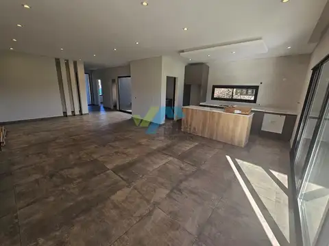 Casa en Alquiler A Estrenar