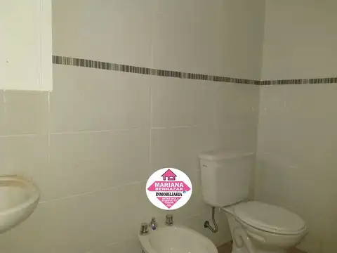 Casa de 1 Dormitorio en Venta - San Pedro