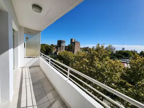 Alquiler Departamento Rosario 2 Dormitorios Echesortu Av Pellegrini Balcon frente Facultades