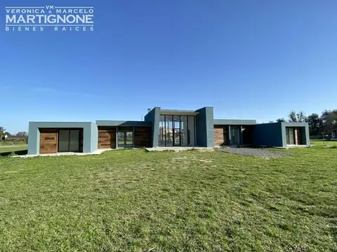 2 Casas en 1 ideal 2 familias en Club de Campo La Ranita 