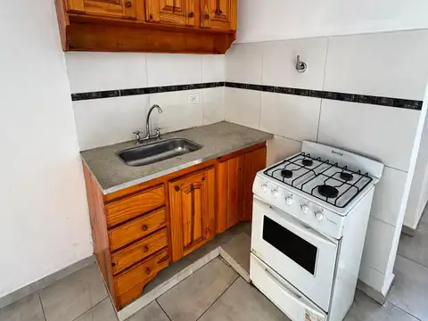 Departamento en Alquiler en Villa Luzuriaga, $ 400.000
