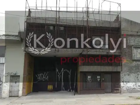 Galpón en Venta en Isidro Casanova, Partido de La Matanza