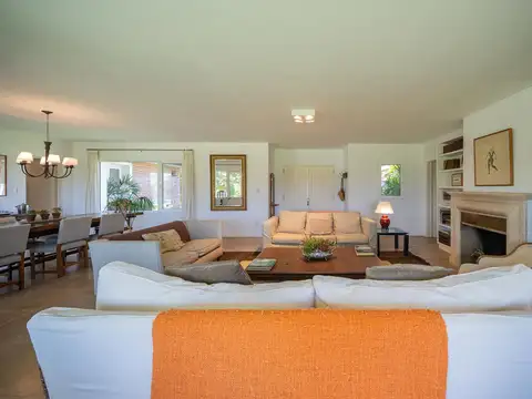 Casa en Venta al Suroeste
