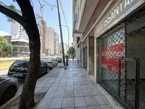 Santa Fe Av. al 5100