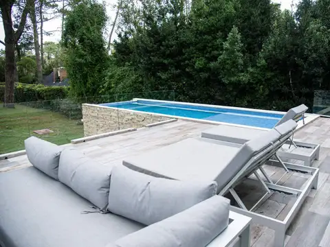 Casa en Alquiler Temporal en Carilo, USD 100