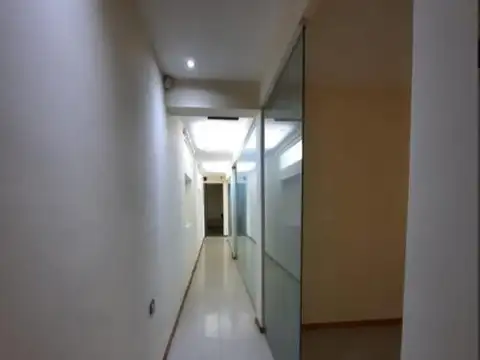 Oficina en Alquiler en Barrio España y Hospitales, $ 1.700.000