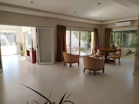 Casa en Alquiler 9 años
