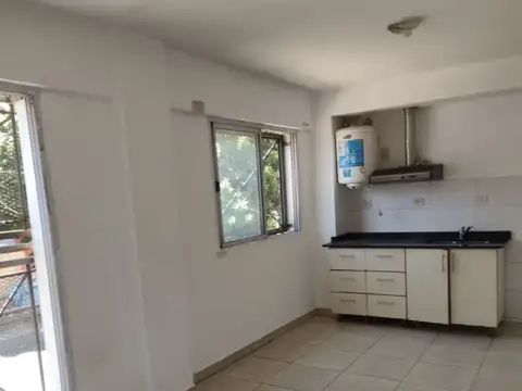 Doctor Adolfo Saldías 200, Piso 1