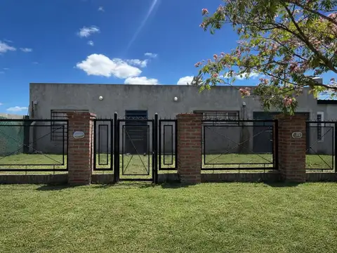 CASA 3 AMBIENTES EN VENTA EN MORADAS DE MAXIMO
