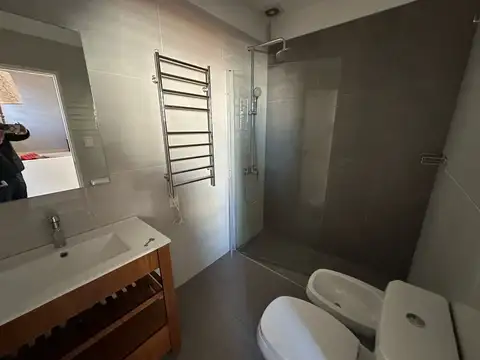Depto Tipo Casa en Alquiler al Este