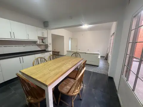 Casa 2 dormitorios garage Belgrano