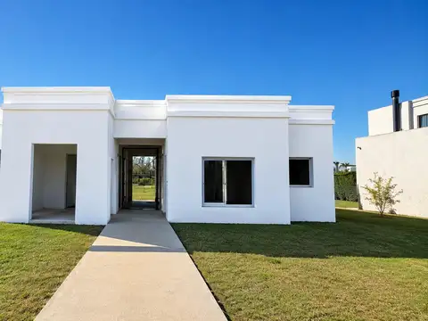 Casa en Venta en San Matias, USD 485.000