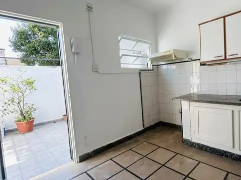 Depto Tipo Casa en Venta de 2 ambientes