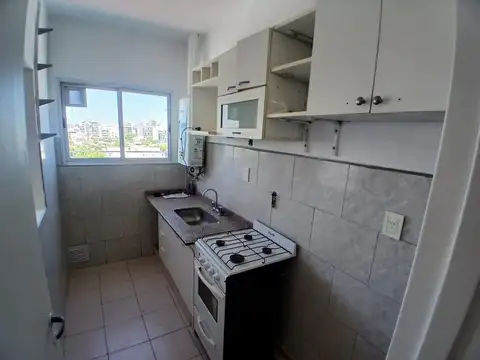 J. L. Cabezón 2300, Piso 8