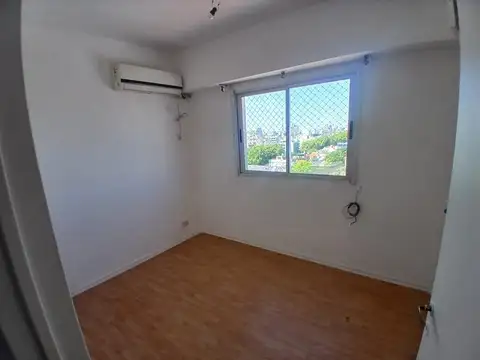 Depto 2 amb al contra frente c/balcón