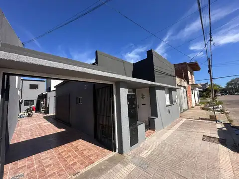 Depto Tipo Casa en Venta de 3 ambientes