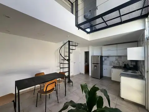 Depto Tipo Casa en Alquiler en General San Martin, $ 900.000
