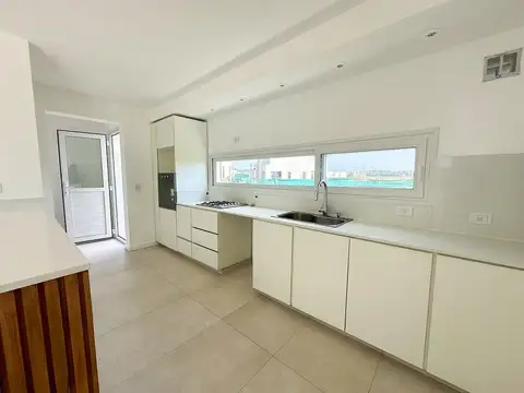 Casa en Alquiler A Estrenar