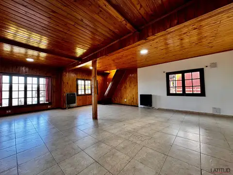 Casa en Alquiler de 3 dormitorios