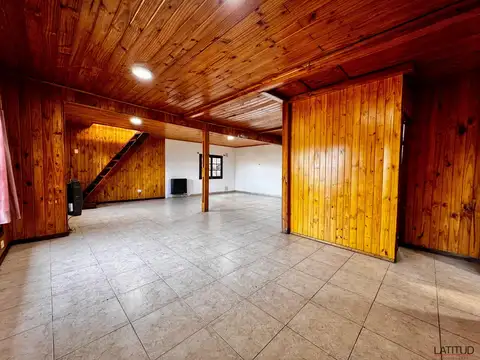Casa 4 ambientes con 1 baño