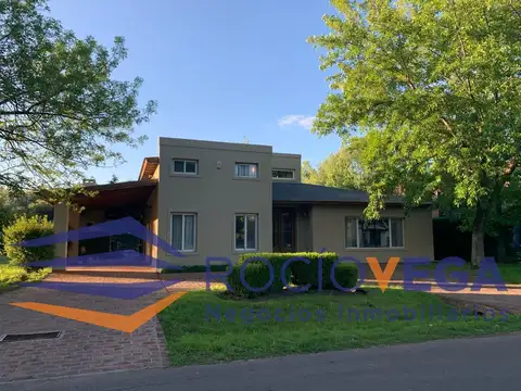 Casa en Venta de 4 dormitorios