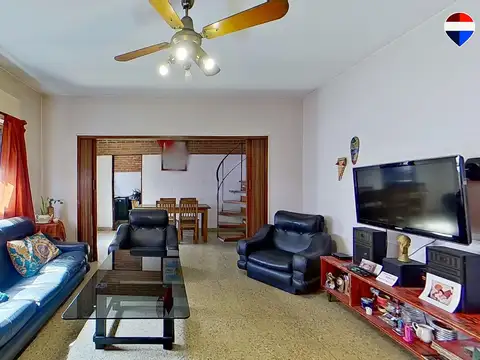 Depto Tipo Casa en Venta de 3 ambientes