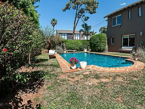 Casa 4 ambientes con 3 baños