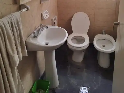Depto Tipo Casa en Alquiler en Gerli, $ 400.000